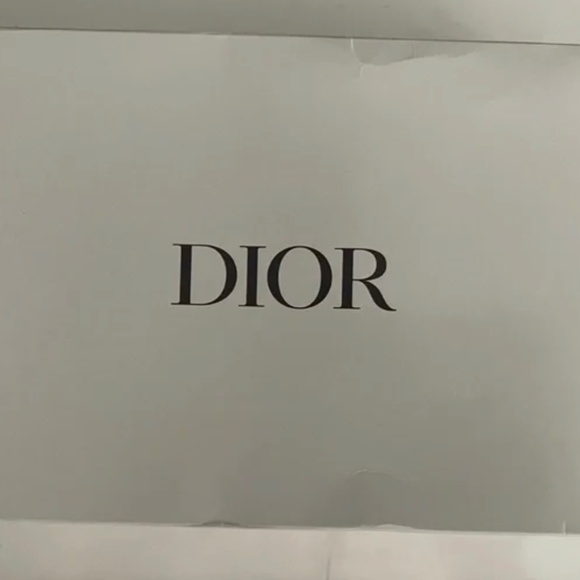 DIOR Bag NEW BOX - Picture 8 of 9